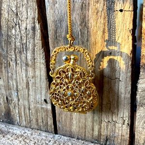 Vintage gold tone pocketbook necklace locket - filigree
